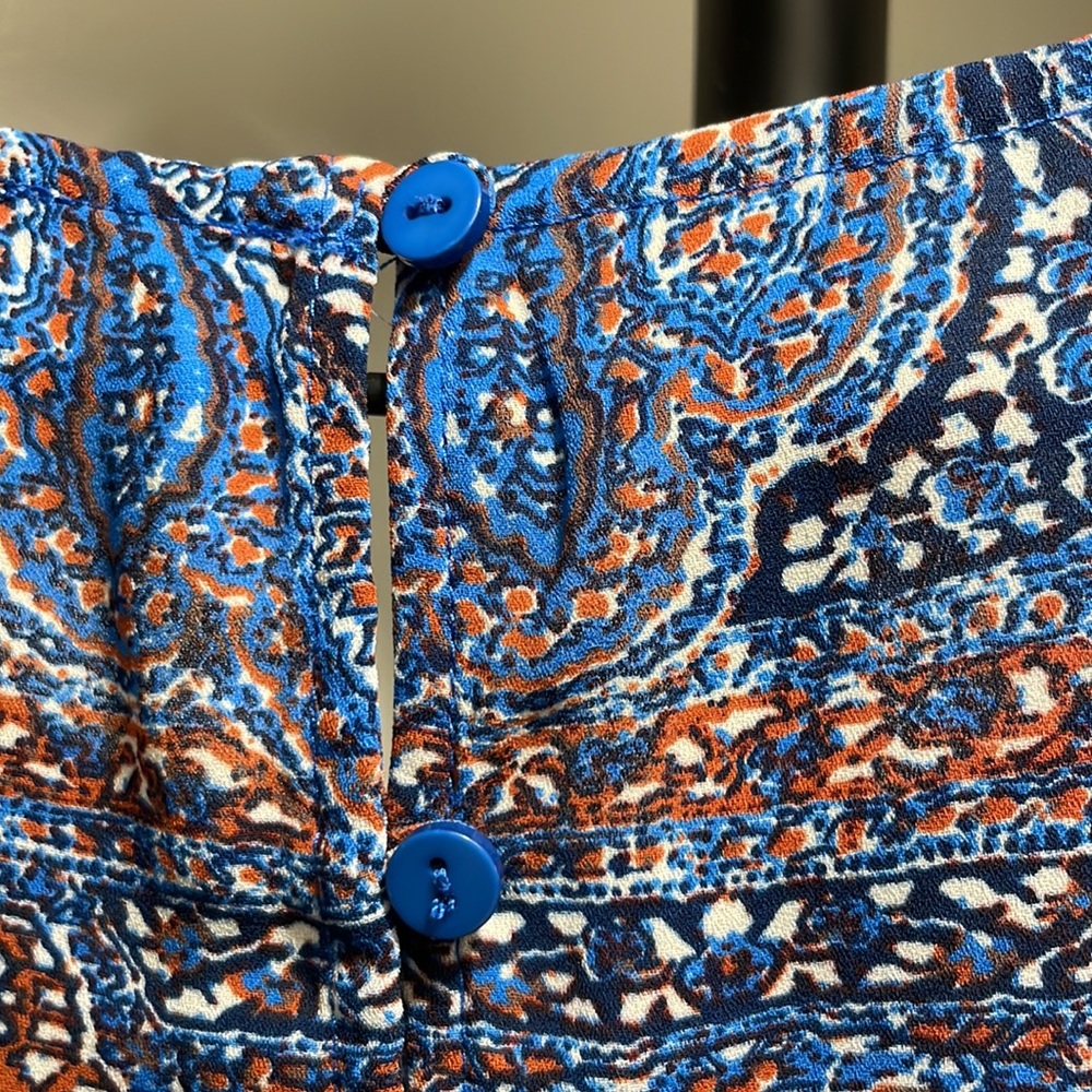 Patterned Blouse - image 4